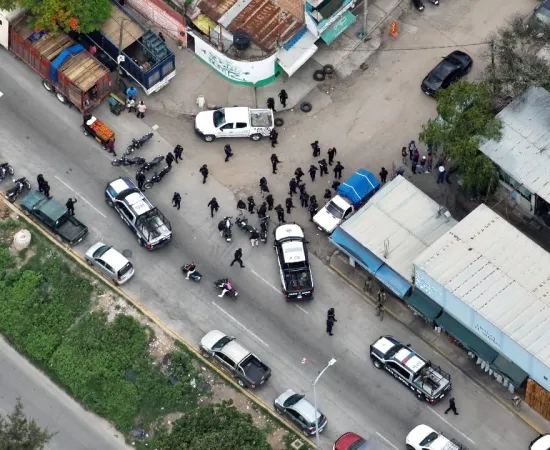 Despliega FGEO operativo tras agresión realizada por grupo de choque en la Central de Abasto